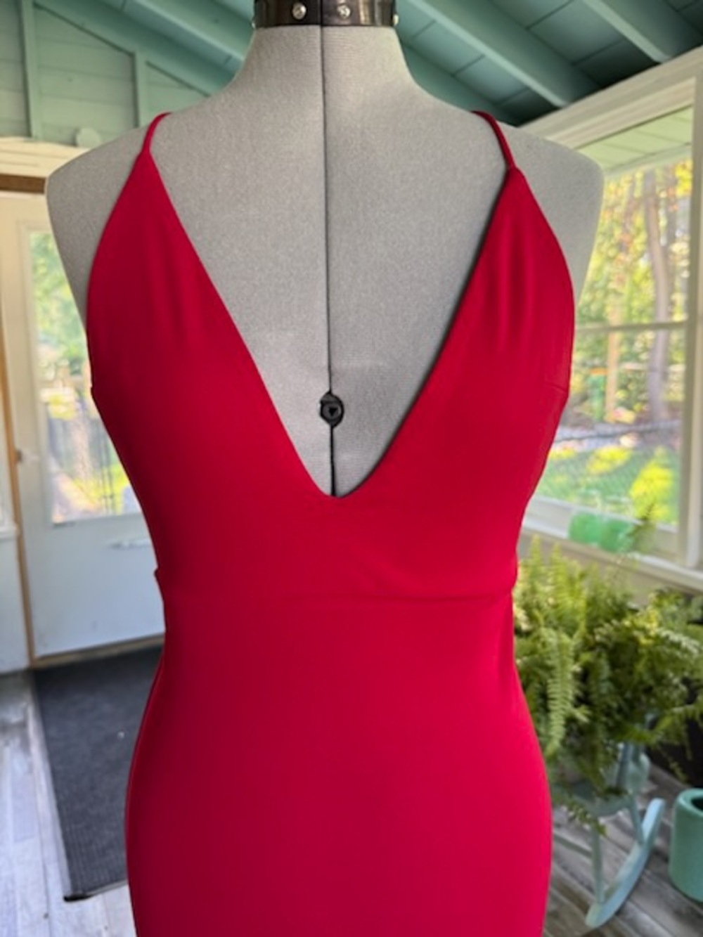 NWOT FOREVER 21 Burgundy Plunging V-Neck Maxi Dress, Zipper Back, Unlined